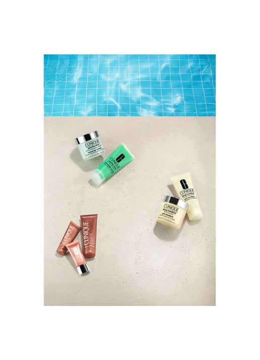 Clinique Self Sun Body Tinted Lotion - zelfbruiner - detail 3 light/medium