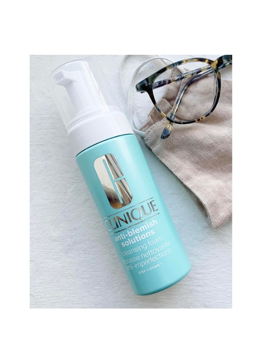 Clinique Stap 1: Reingen - Anti-Blemish Solutions Cleansing Foam - vette huid/acné- reinigingsschuim - detail 4 undefined