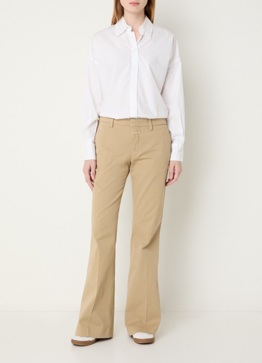 CLOSED Felise mid waist flared fit broek met persplooi - voorkant 2 khaki