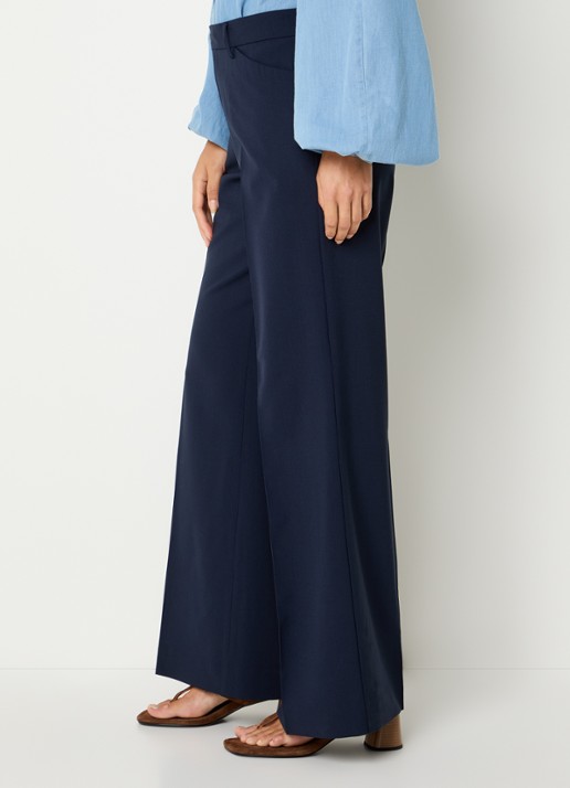 CLOSED Flye low waist flared fit pantalon in wolblend met klepzakken - detail 5 donkerblauw