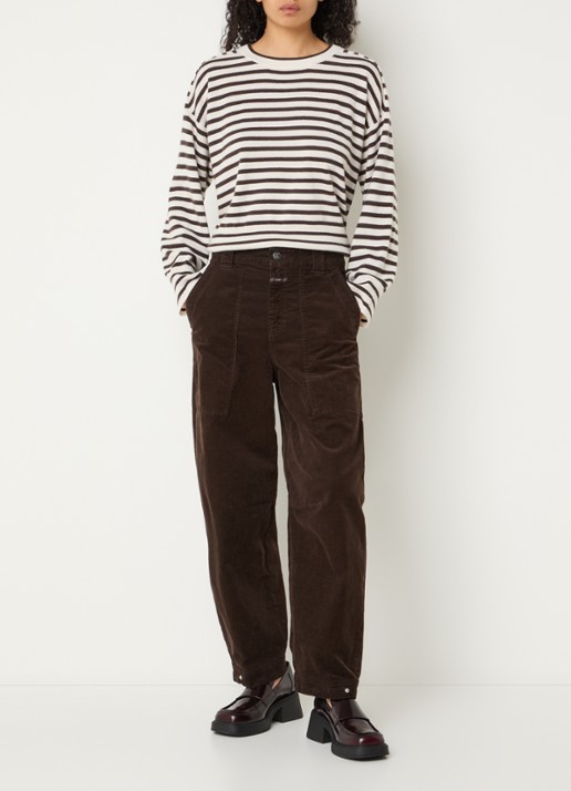 CLOSED Rhannon mid waist balloon fit broek van corduroy met opgestikte zakken - voorkant 2 donkerbruin
