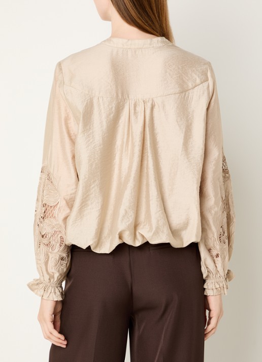 Co'Couture Delin blouse met broderie en ballonmouw - achterkant beige