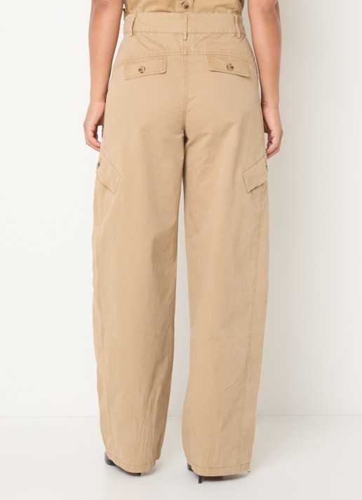 Co'Couture EvelynCC high waist balloon fit cargobroek met klepzakken - achterkant zand