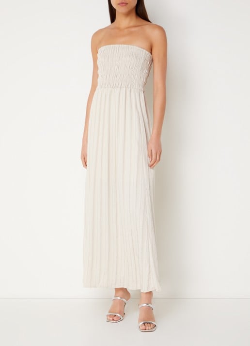 Co'Couture Gigicc strapless maxi jurk met lurex en smockwerk - detail 2 zand