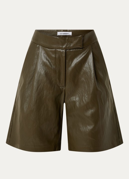 Co'Couture Gitt high waist wide fit korte broek van imitatieleer - voorkant 2 legergroen