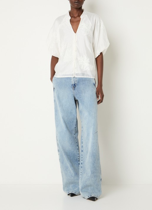 Co'Couture NeaCC blouse met ballonmouw en borduring - voorkant 2 wit