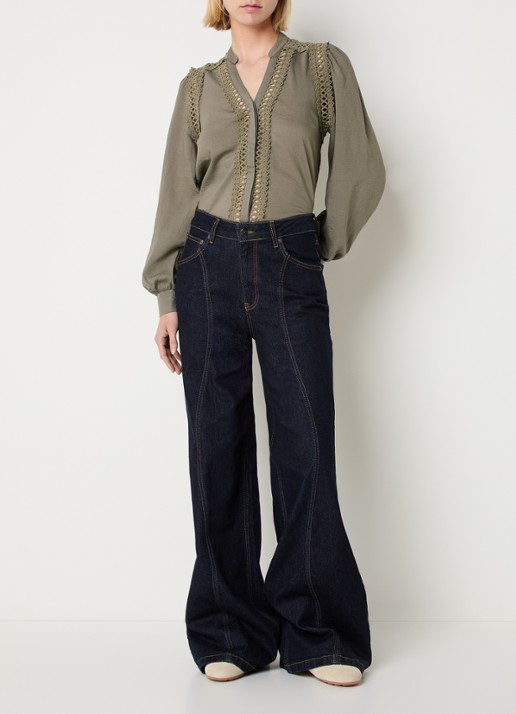 Co'Couture Notis blouse met opengewerkt dessin - voorkant 3 bronsgroen