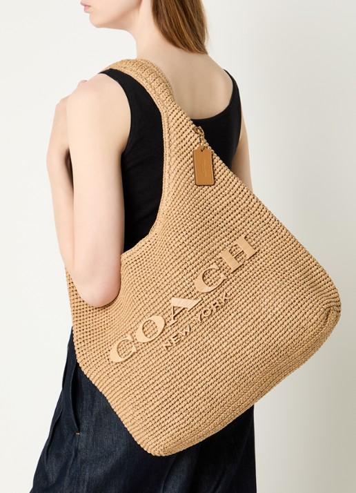 Coach Brooklyn 39 schoudertas van stro met logo  - voorkant 5 beige