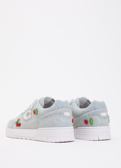 Coach Soho sneaker met borduring en logo - achterkant lichtblauw