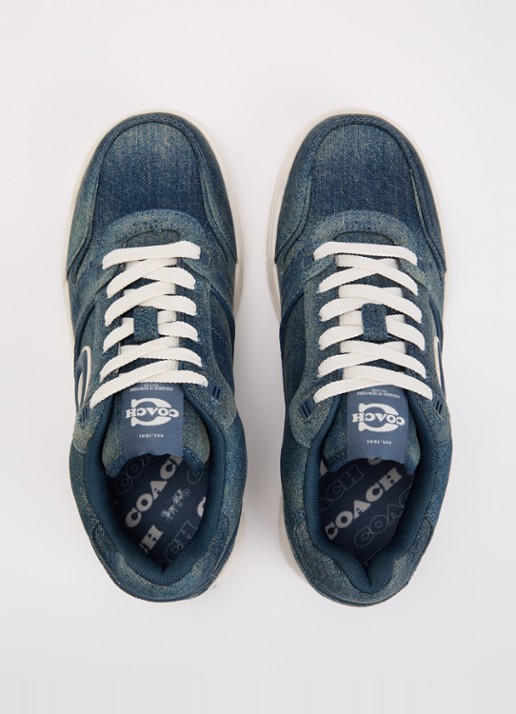 Coach Soho sneaker van denim met logo - detail 2 indigo