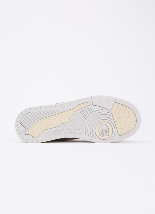 Coach Soho sneaker van leer met logoprint - detail 5 beige