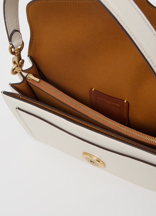 Coach Tabby 26 schoudertas van leer - detail 2 creme
