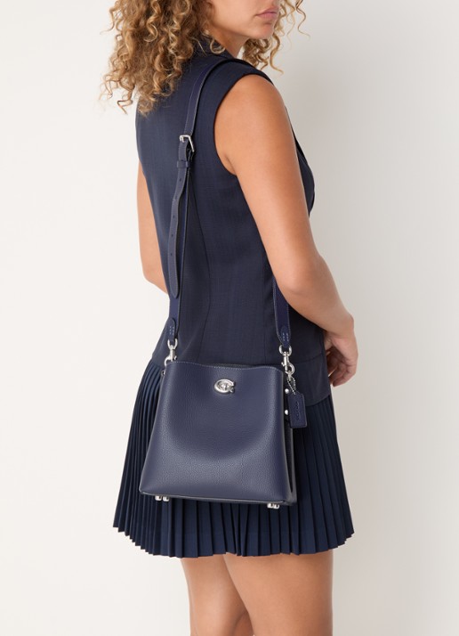 Coach Willow Bucket schoudertas van leer met afneembare schouderriem - voorkant 5 donkerblauw