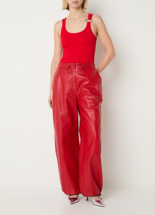 Copenhagen Muse Siv tanktop met ribstructuur en ringdetail - voorkant 3 rood