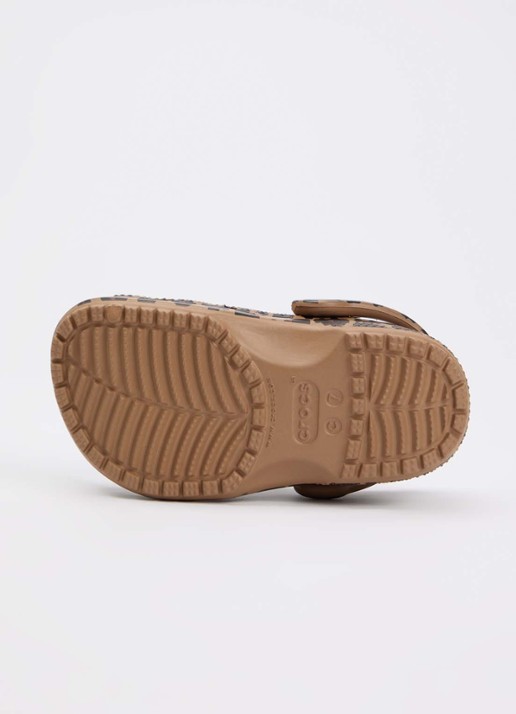 Crocs Classic Animal Clog instapper met panterprint - detail bruin