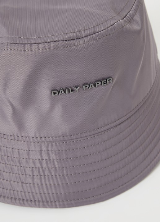 Daily Paper E bucket hoed met logo - detail taupe