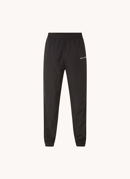 Daily Paper Eward tapered fit trackpants met steekzakken - voorkant zwart