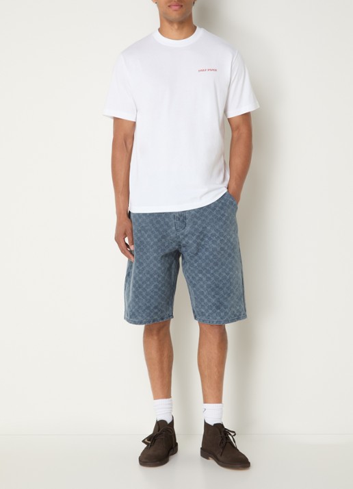 Daily Paper Monogram loose fit korte broek van denim met medium wassing - voorkant 4 staalblauw