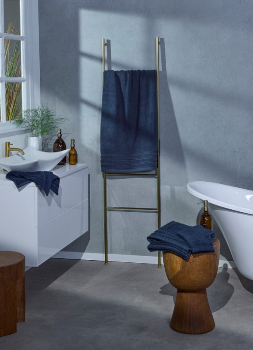 de Bijenkorf Home Evolution washand- 580 gr/m2 - 16 x 21 cm set van 2 - voorkant 2 donkerblauw