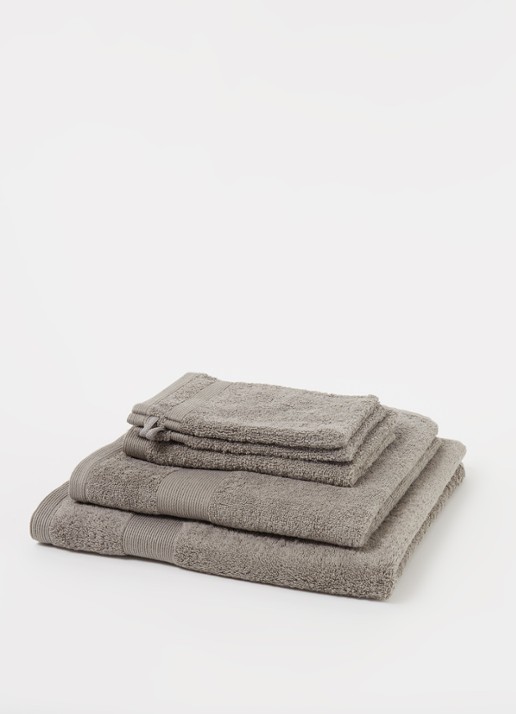 de Bijenkorf Home  Softness washand - 600 gr/m2 - 16 x 21 cm set van 2 - voorkant 2 grijs
