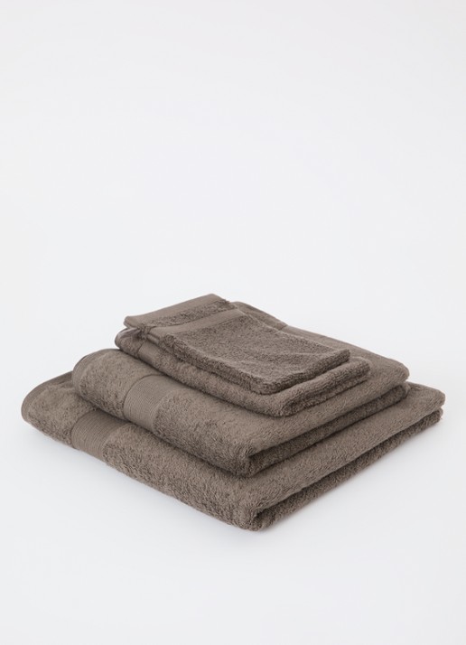 de Bijenkorf Home  Softness washand - 600 gr/m2 - 16 x 21 cm set van 2 - voorkant 2 bruin