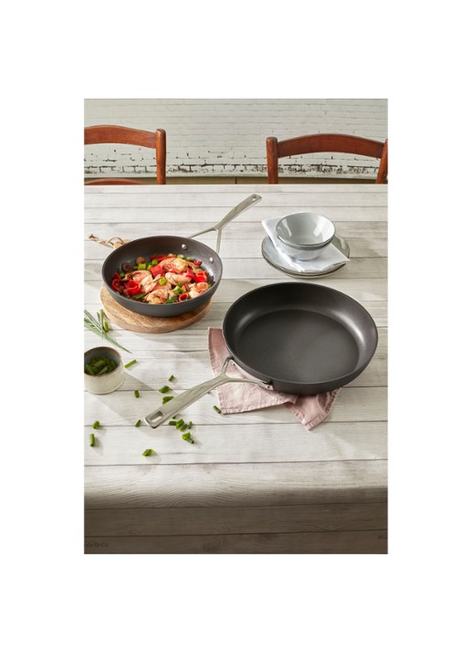 Demeyere Alu Pro 5 koekenpan Ø24 cm - voorkant 2 zwart