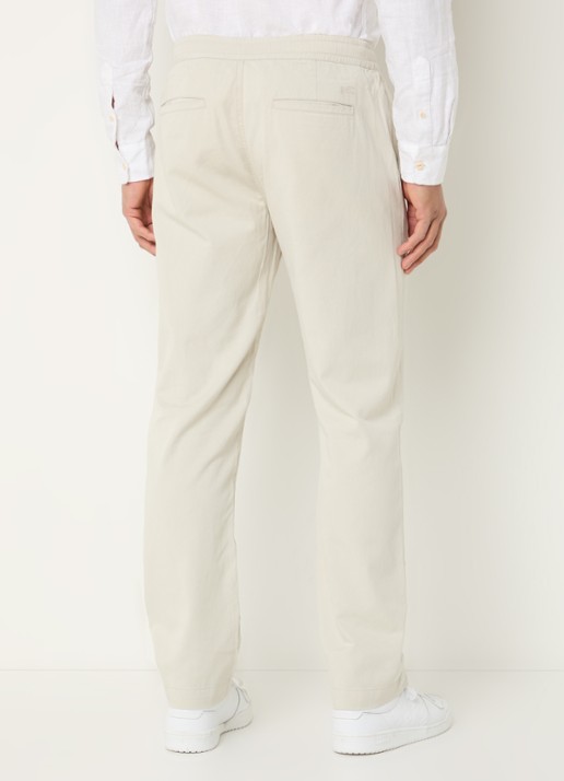 Denham Luca straight fit chino met steekzakken - achterkant 3 beige