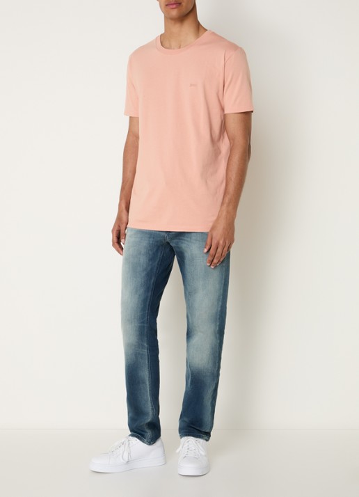 Denham T-shirt met logoborduring - voorkant 4 abrikoos