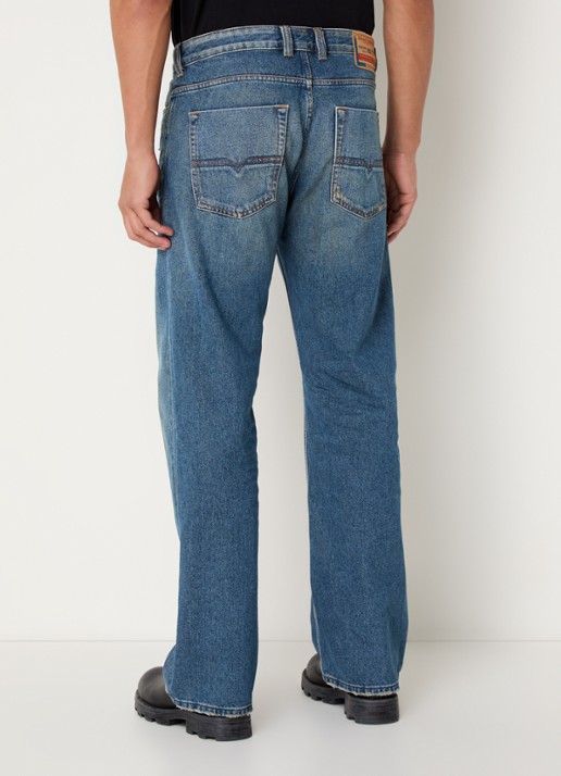 Diesel 1980 D-Eeper straight leg jeans met medium wassing - achterkant 3 indigo