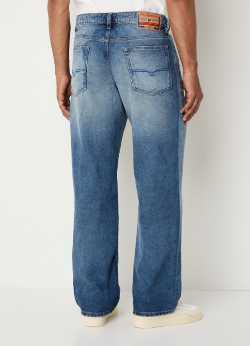 Diesel 2001 D-Macro loose fit jeans met medium wassing - achterkant 5 indigo