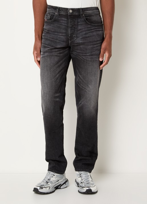 Diesel 2023 D-Finitive slim fit jeans met gekleurde wassing