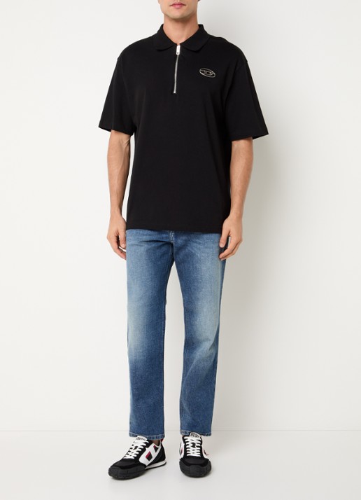 Diesel 2023 D-Finitive straight leg jeans met donkere wassing - voorkant 4 indigo