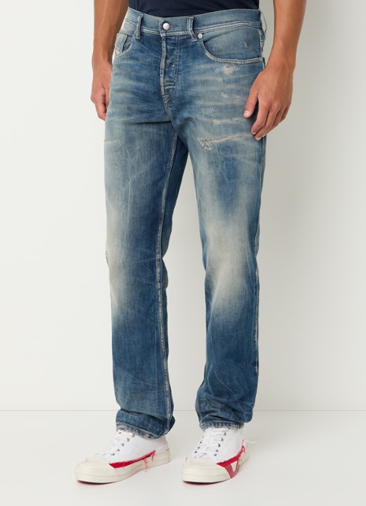 Diesel 2023 D-Finitive straight leg jeans met medium wassing