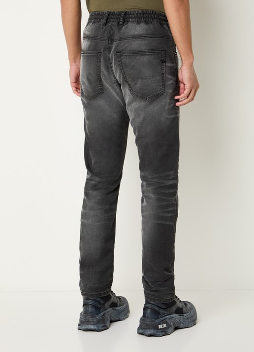 Diesel 2032 D-Krooley-B Joggjeans® slim fit jeans met gekleurde wassing - achterkant grijs