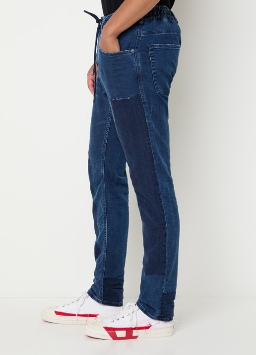 Diesel 2032 D-krooley slim fit joggingbroek van denim  - detail 3 indigo