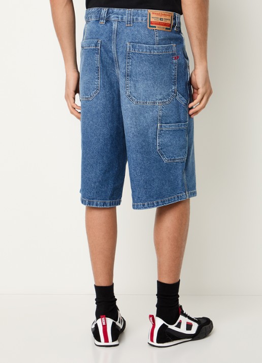 Diesel D-Livery-W loose fit korte broek van denim met medium wassing - achterkant indigo