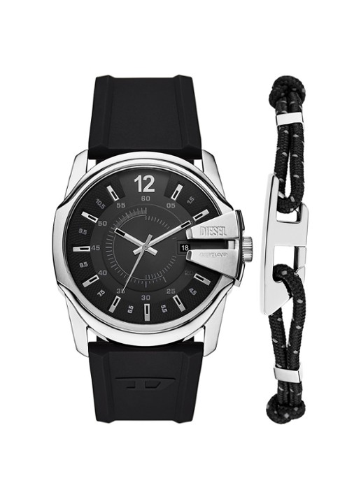 Diesel Master Chief horloge en armband set van 2 DZ4700SET