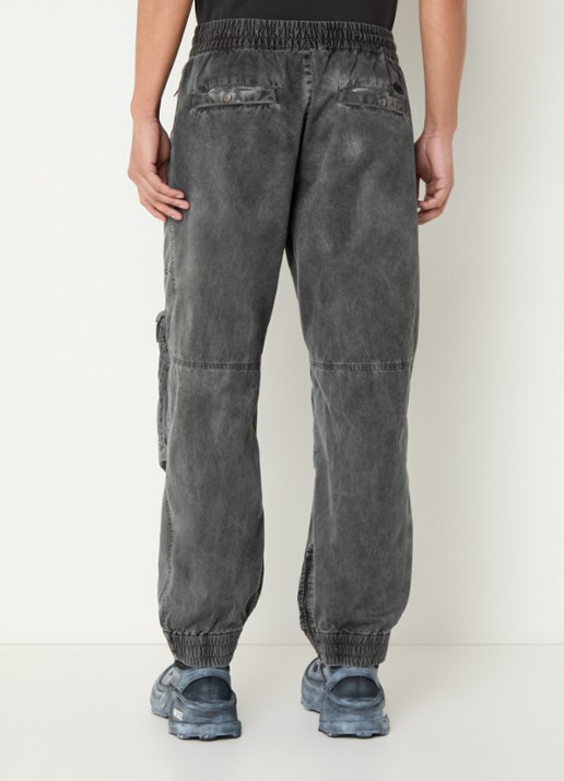 Diesel P-Beeck tapered fit cargobroek met verwassen afwerking - achterkant middengrijs