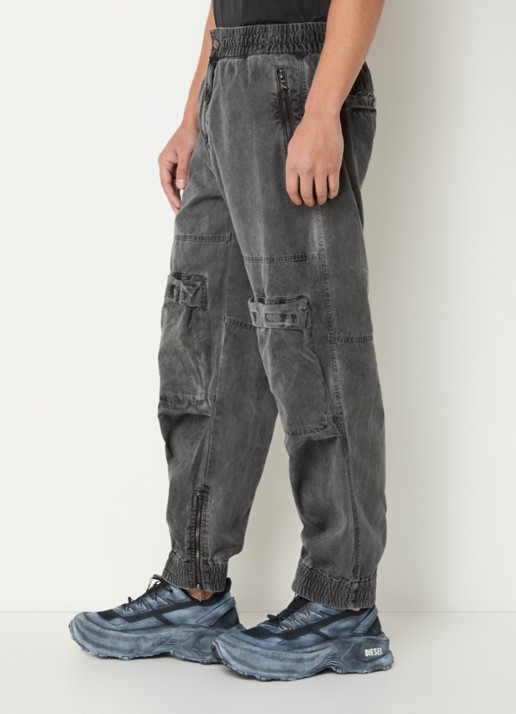 Diesel P-Beeck tapered fit cargobroek met verwassen afwerking - detail 3 middengrijs