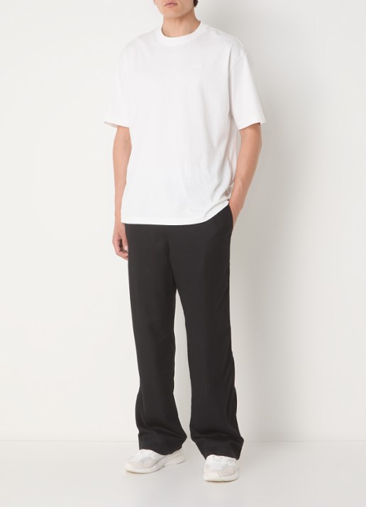 Diesel P-DREYER-C loose fit broek  met steekzakken - voorkant 2 zwart