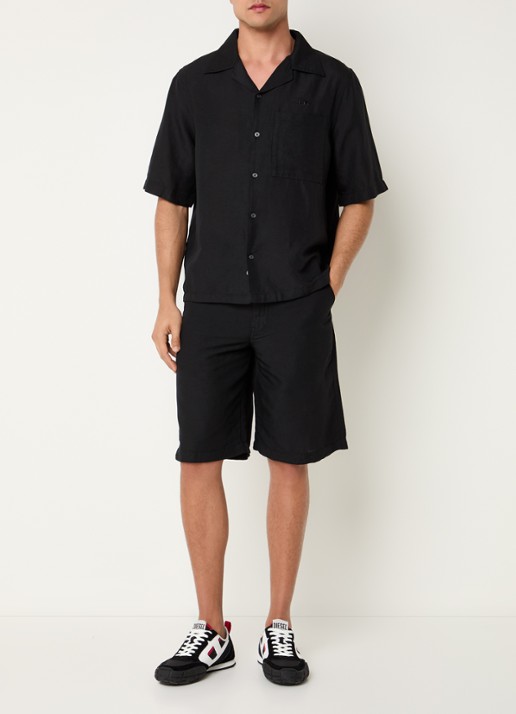Diesel P-Hant straight fit korte broek in linnenblend - voorkant 2 zwart