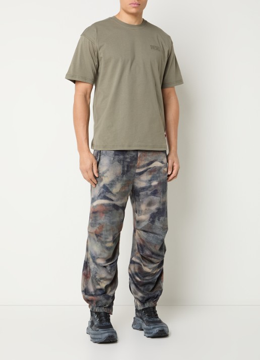 Diesel P-Stitch-Tkbz tapered fit cargobroek met camouflageprint - voorkant 3 donkergrijs