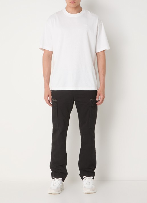 Diesel P-YE straight fit cargobroek met ritszakken - voorkant 5 zwart
