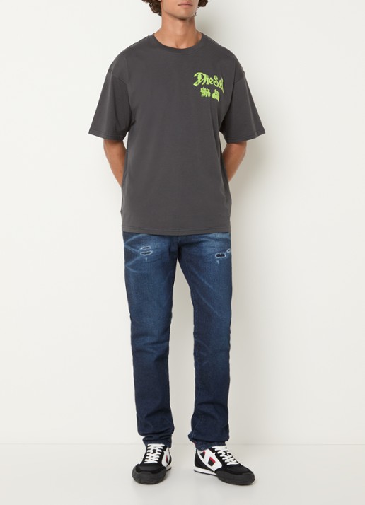 Diesel T-Boxt-AA2 T-shirt met logo- en backprint - voorkant 4 donkergrijs