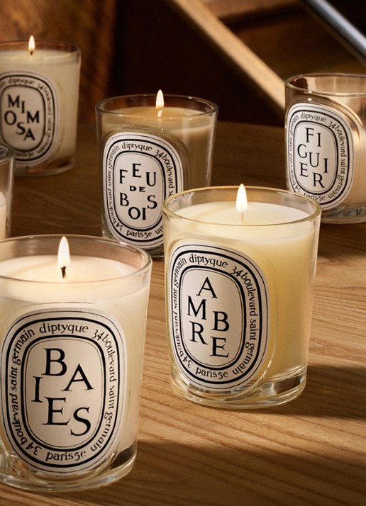 DIPTYQUE Ambre Classic geurkaars 190 gram - achterkant beige