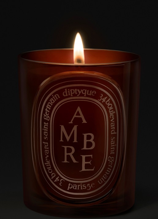 DIPTYQUE Ambre geurkaars 300 gram - voorkant 4 beige