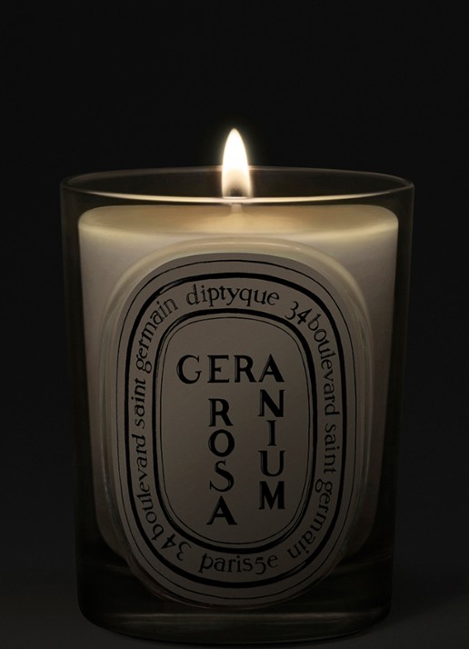 DIPTYQUE Geranium Classic geurkaars 190 gram - voorkant 3 beige