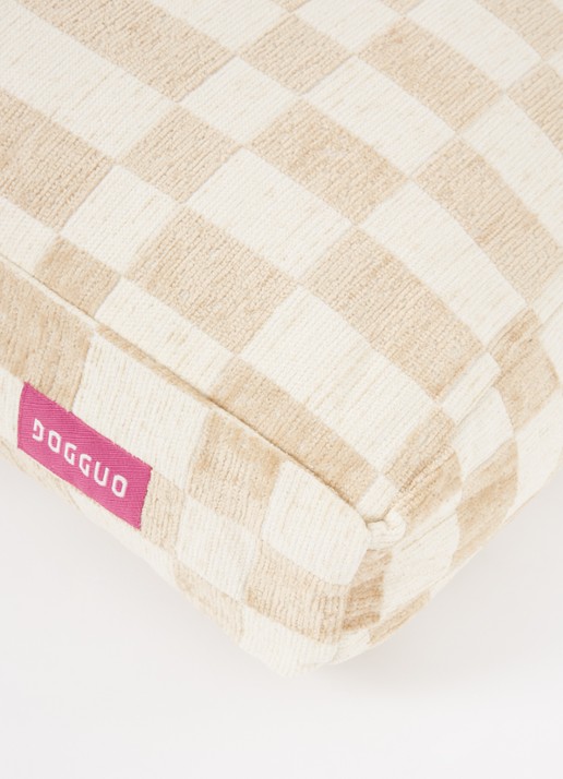 DOGGUO Hondenmand met ruitdessin 65 x 105 cm - detail 3 beige