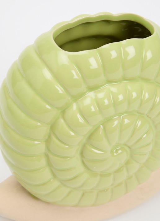 DOIY Woodland Snail vaas 17 cm - voorkant 2 lichtgroen