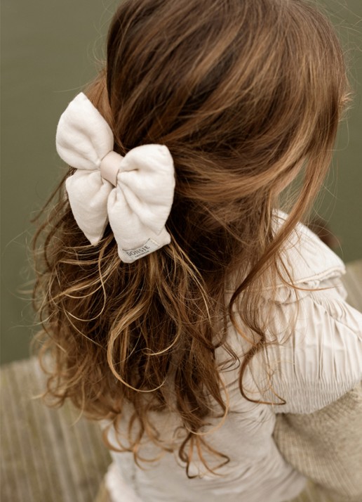Donsje Amsterdam Haarcllip met strikdetail - voorkant 2 roze